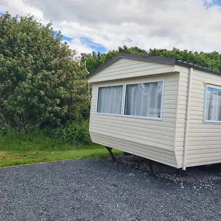Family & Pet Friendly Seaside