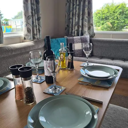 Family & Pet Friendly Seaside * Millom